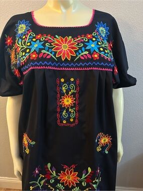 2XL-3XL-5XL Black Embroidered Floral Mexican Maxi Dress